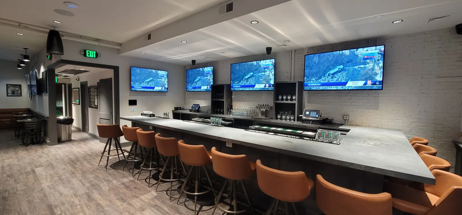 Scores Sports Bar