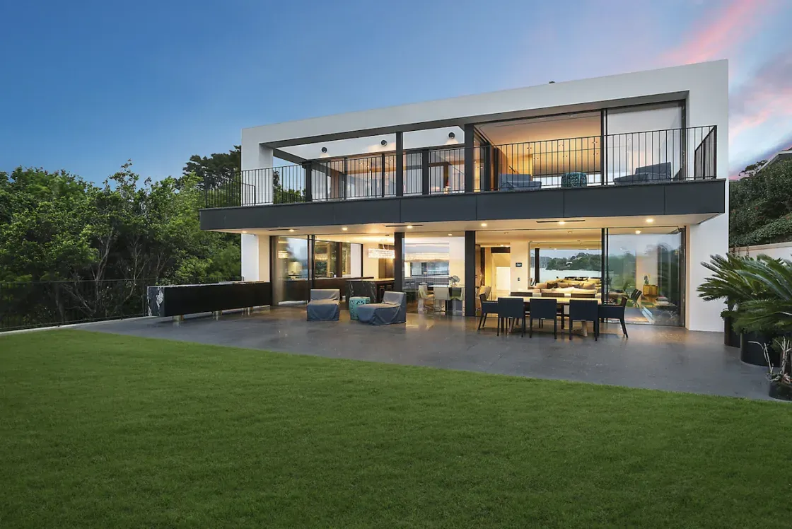 Woolwich Suburban Home